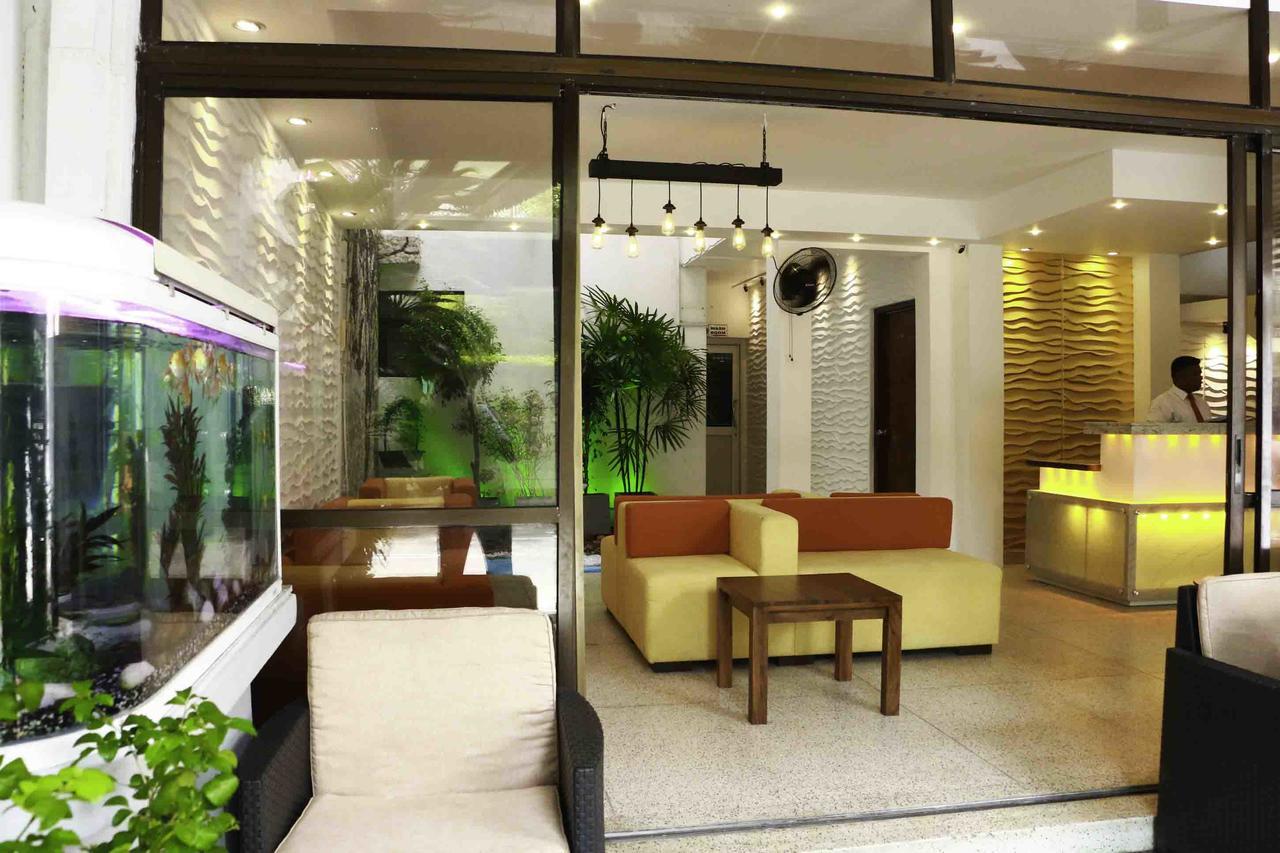 Hotel Sunshine Colombo Exteriör bild