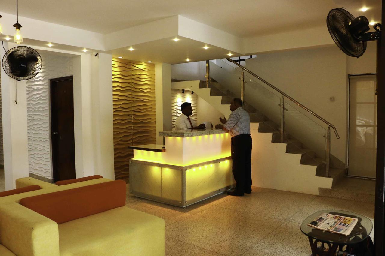 Hotel Sunshine Colombo Exteriör bild